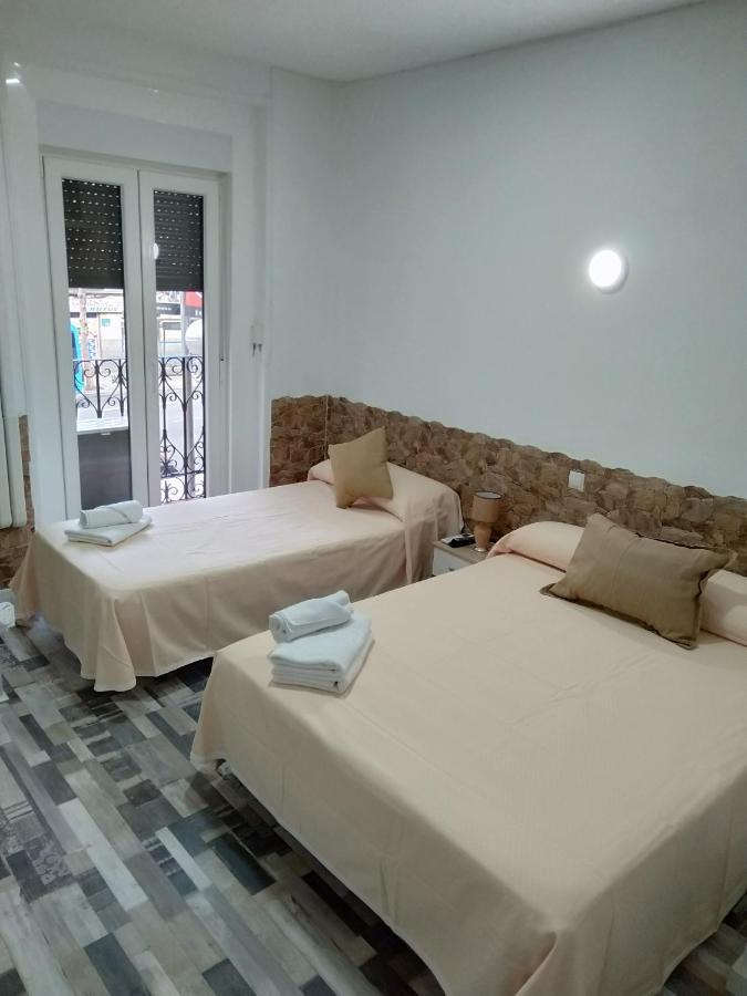 Hostal Noche Y Dia 마드리드 외부 사진